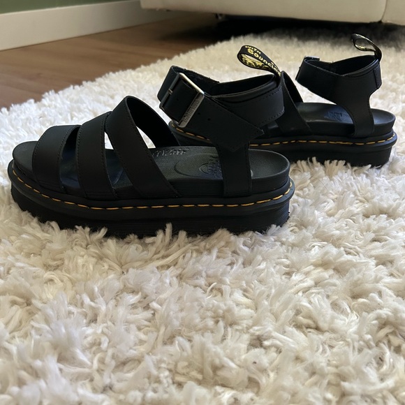 Dr. Martens Women's Blaire Sandal - Picture 4 of 6